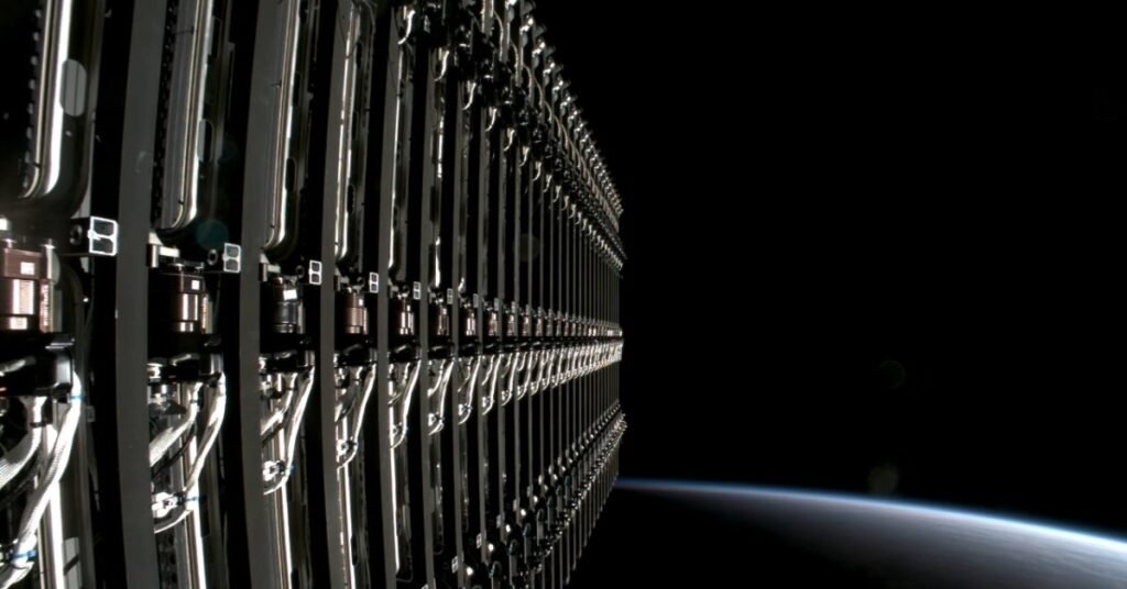 Outro satélite Starlink explodiu inexplicavelmente