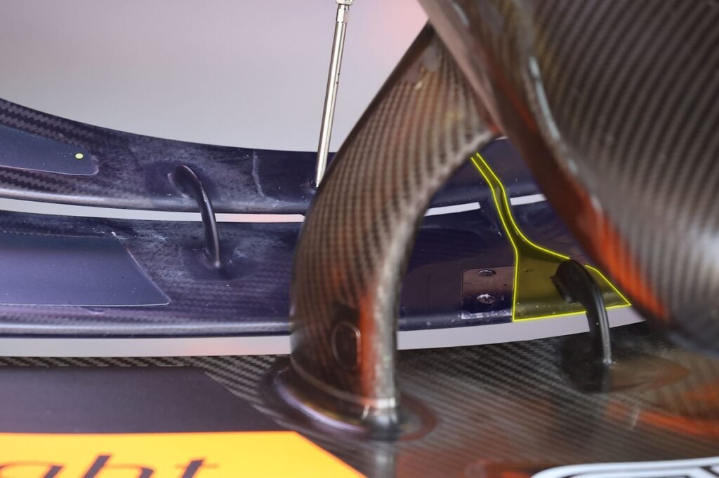 McLaren redesenha asa dianteira para otimizar aerodinâmica