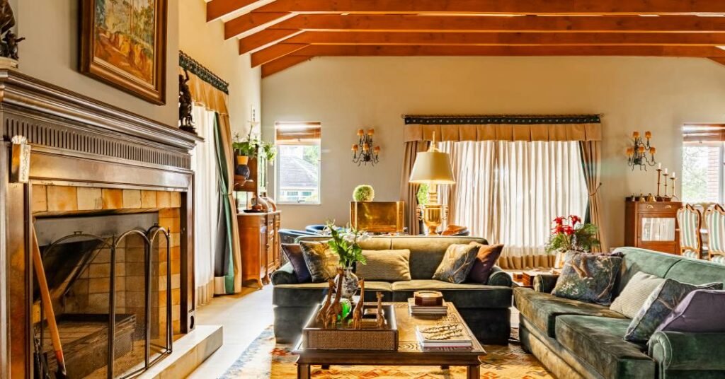 Charmosa casa de fazenda preserva decoração, móveis, histórias e memórias afetivas da avó da moradora