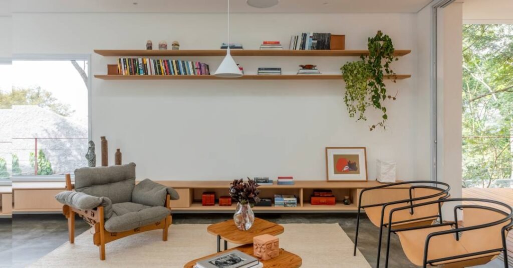 O que uma sala de estar deve ter para ser confortável, segundo arquiteto