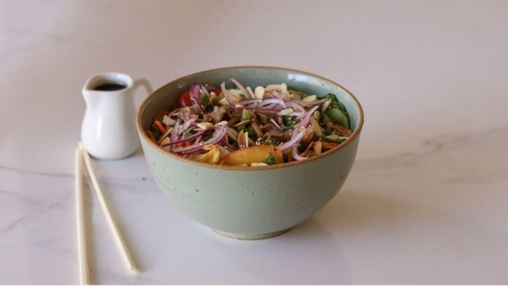 aprenda a preparar um poke vegano leve e nutritivo