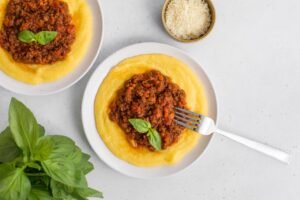 polenta cremosa com carne moída em 50 minutos