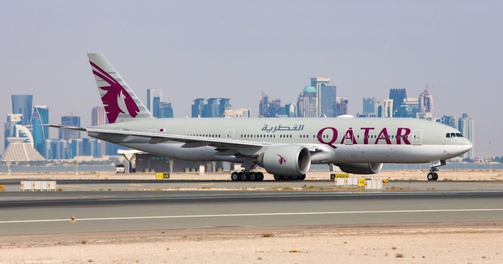 Qatar Airways estende remarcação e reembolso de passagens até abril