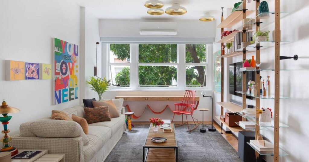 Reforma em apartamento de 60 m² transforma varanda em área de serviço com lavabo