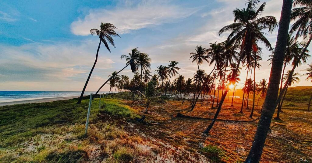 Charmoso vilarejo no litoral da Bahia terá hotel de luxo com bangalôs e piscinas privativas ainda em 2026