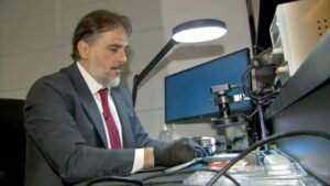 Como investigações recuperam conversas salvas no celular e na nuvem