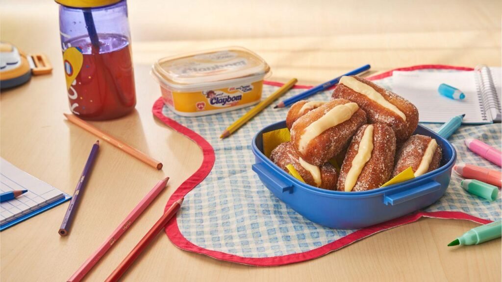 Sonho de padaria em casa? Essa versão com bisnaguinha é rápida e viciante