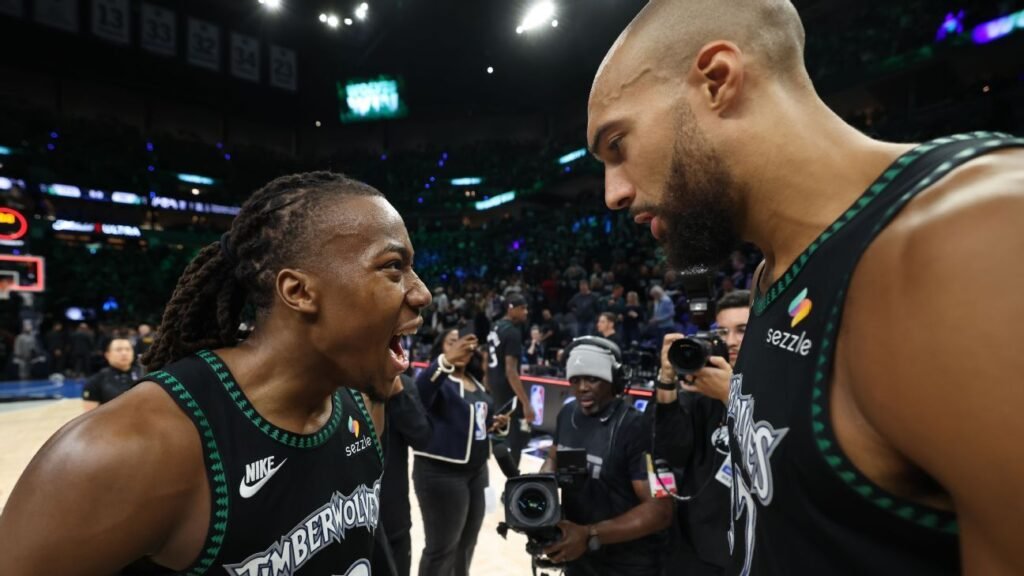 Aaron Gordon e Ayo Dosunmu fora do jogo 6 do Nuggets-Wolves
