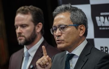 Brasil e EUA anunciam acordo de combate ao tráfico de armas e drogas