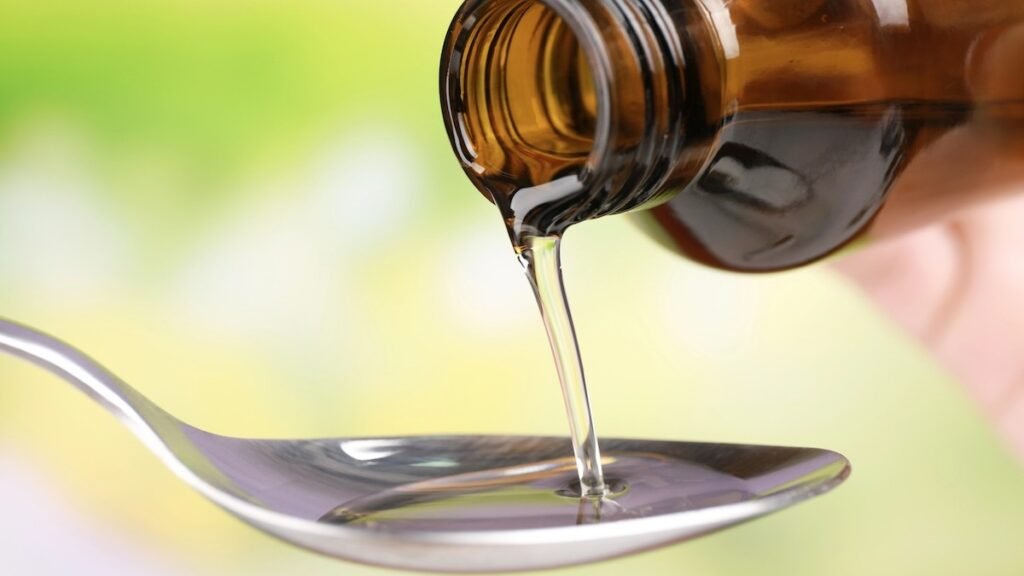 Entenda por que a Anvisa suspendeu xarope para tosse com clobutinol