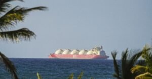 Com a reabertura do Estreito de Ormuz, o transporte marítimo global levará meses para se recuperar