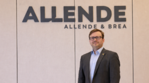 Artigo: Allende & Brea adiciona advogado criminal como advogado