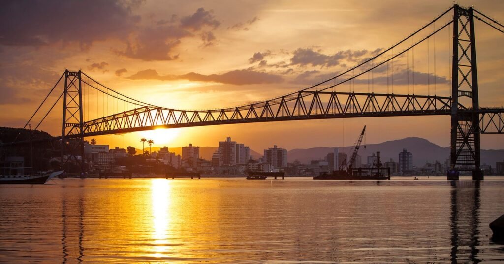 Sul do Brasil! Voos para Floripa, Curitiba, Porto Alegre e mais cidades a partir de apenas R$ 307 ida e volta!