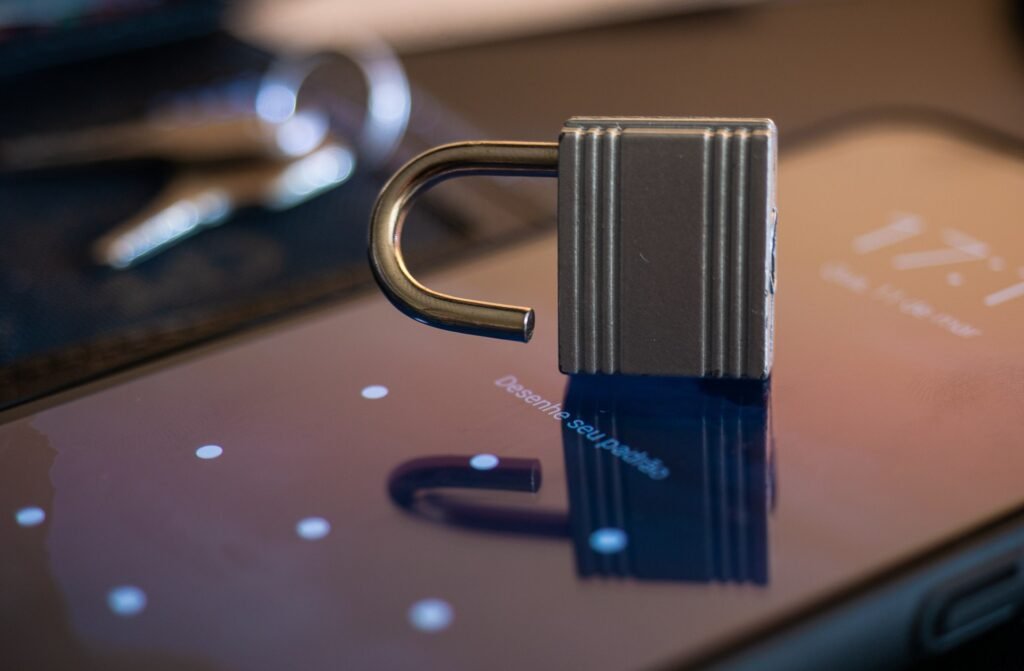 Ataque hacker desvia pagamento e causa prejuízo milionário a empresa de energia no Reino Unido