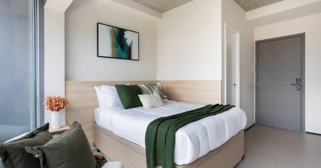 Cama box, tradicional ou de marcenaria: qual a é a melhor para seu quarto?