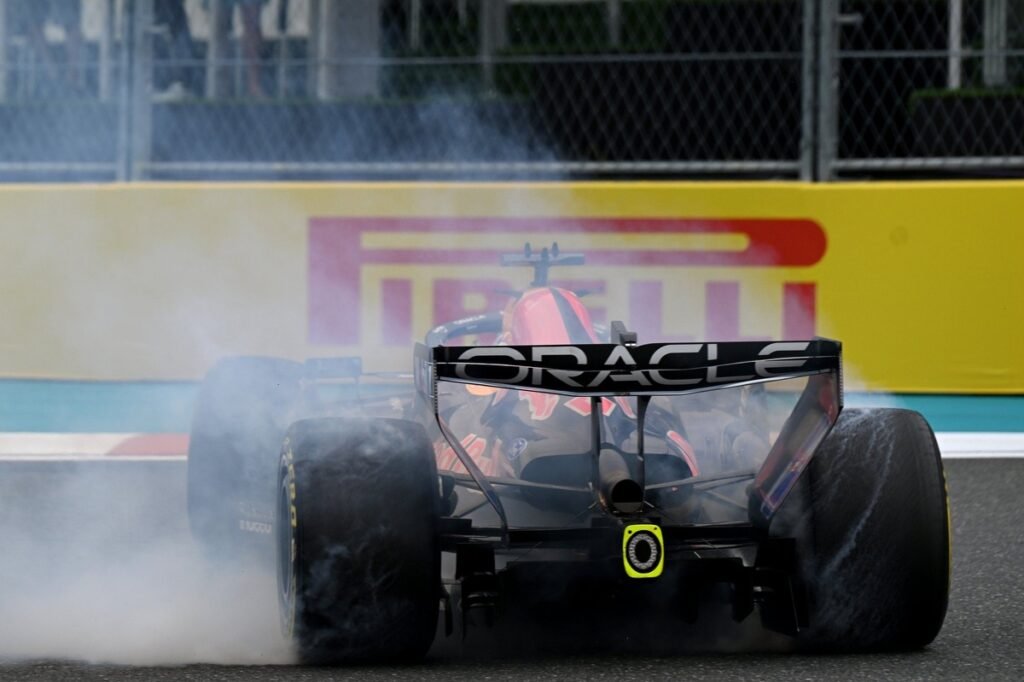 F1 estuda uso de luzes traseiras coloridas para o Canadá; entenda