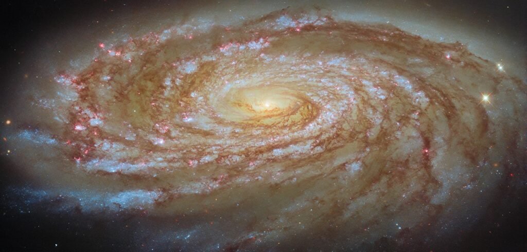 Hubble captura M88 em viagem ao centro do aglomerado de Virgem