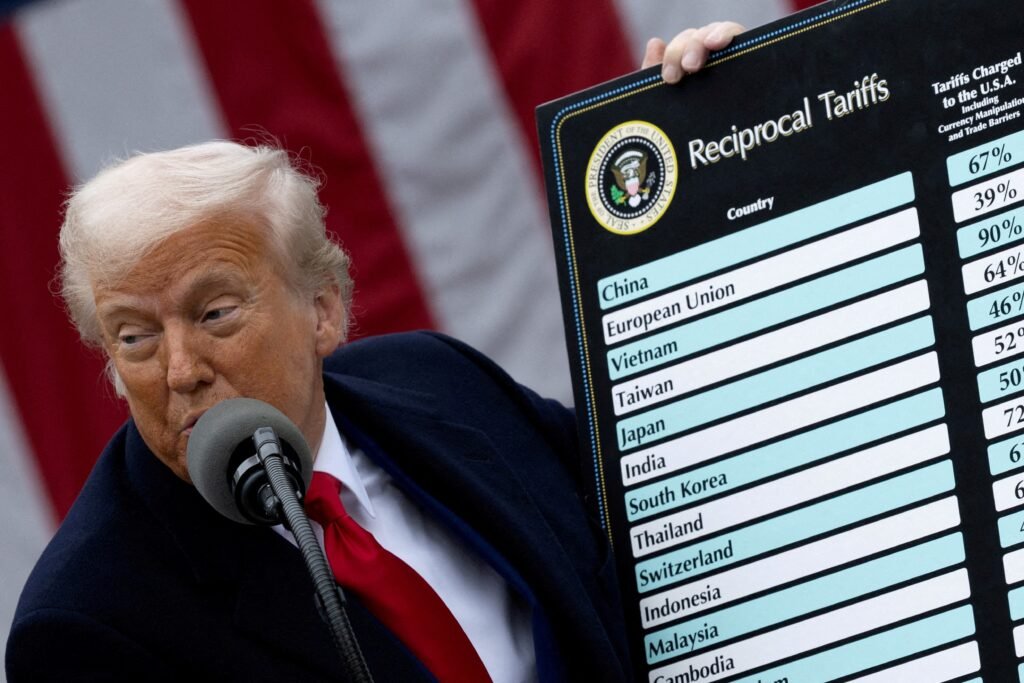 Justiça dos EUA retoma tarifaço global de 10% de Trump
