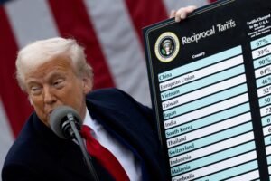 Justiça dos EUA retoma tarifaço global de 10% de Trump