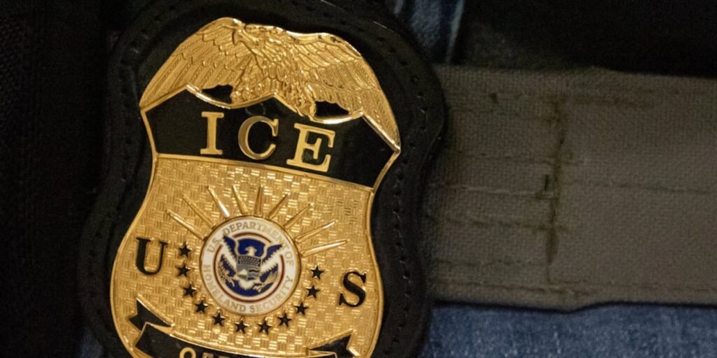 Nova York restringirá a cooperação com o ICE apesar das ameaças do czar da fronteira