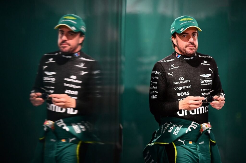 F1:Alonso vê retrocesso da Aston Martin, mas vibrações melhoraram
