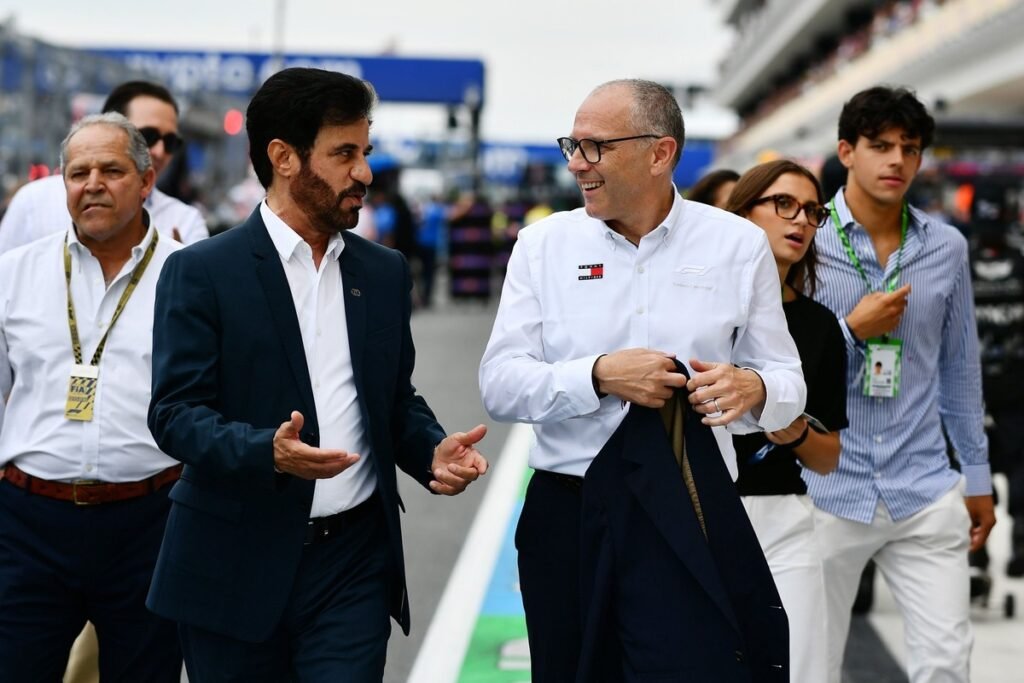 Com V8, podemos redescobrir a essência da F1, diz Domenicali
