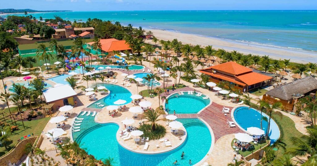 Última chamada! Diárias all inclusive com 15% de desconto no Salinas Maragogi, Japaratinga Lounge ou Salinas Maceió, com até 2 crianças grátis!