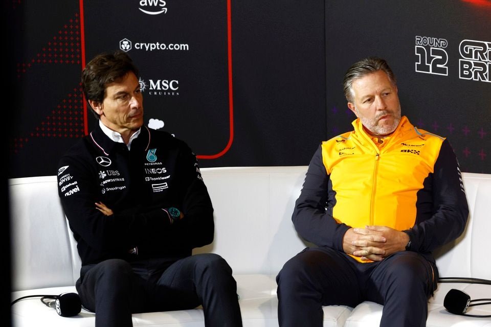 Steiner: Mercedes deveria cortar fornecimento para McLaren