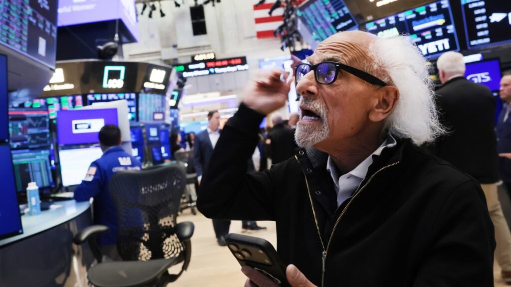Mercado de ações hoje: atualizações ao vivo