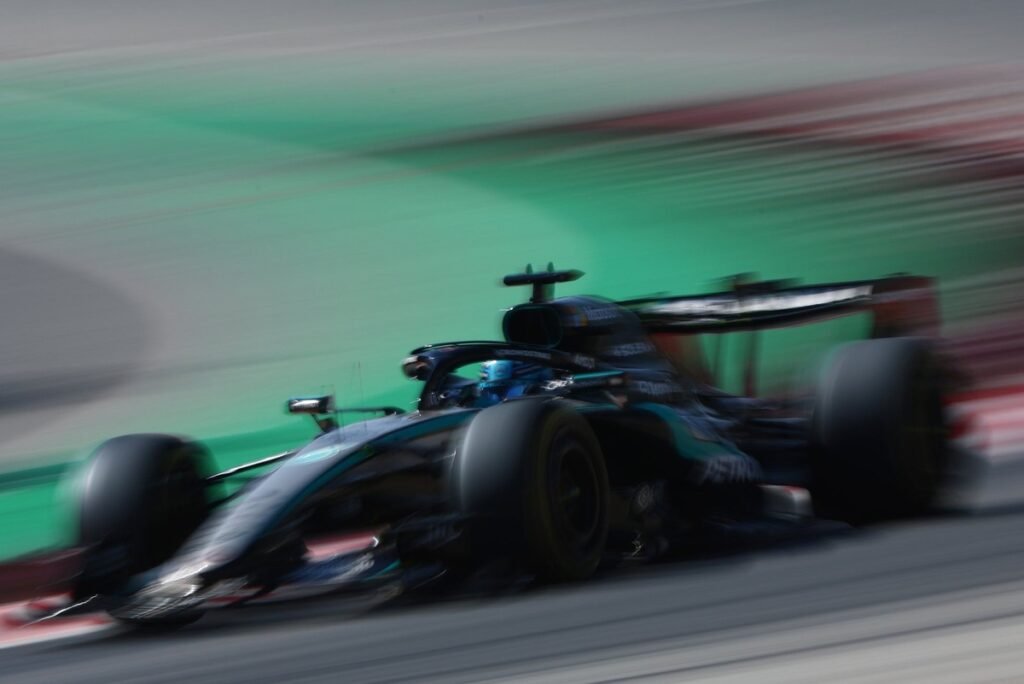 Russell lidera TL3 em Barcelona; Bortoleto é 11º