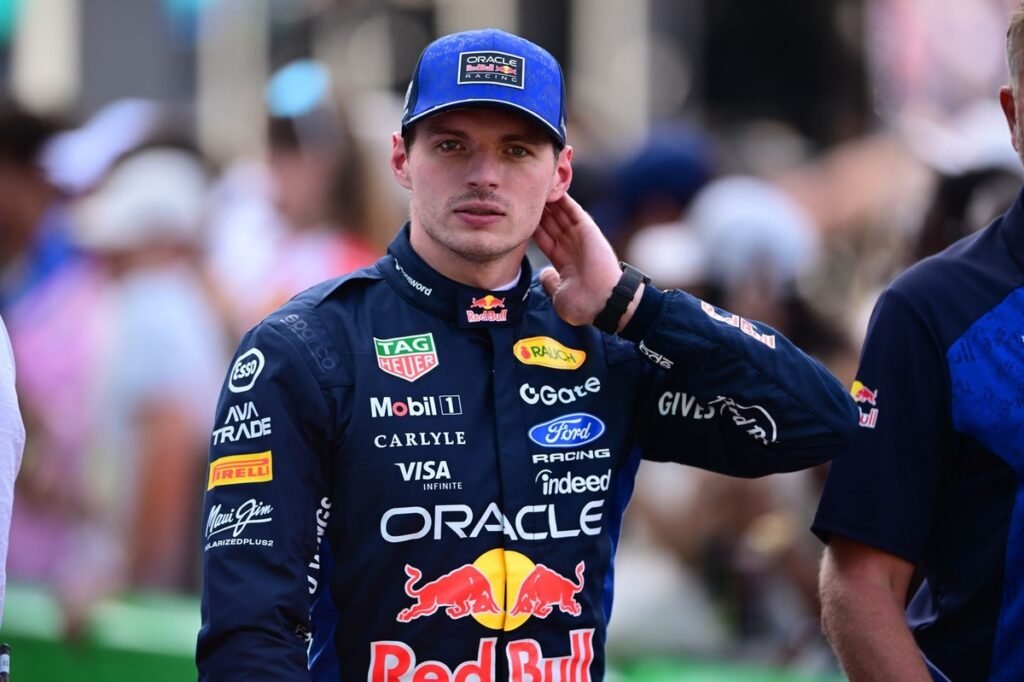 Red Bull quer 'comprar' permanência de Verstappen