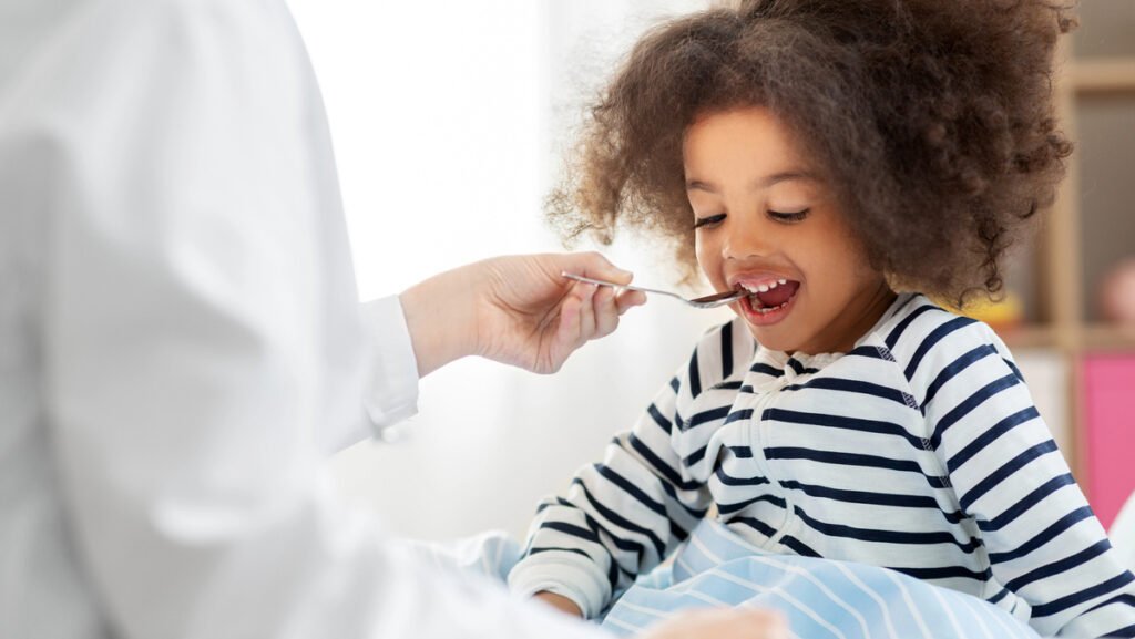 Xaropes para tosse têm eficácia limitada e não devem ser usados sem prescrição
