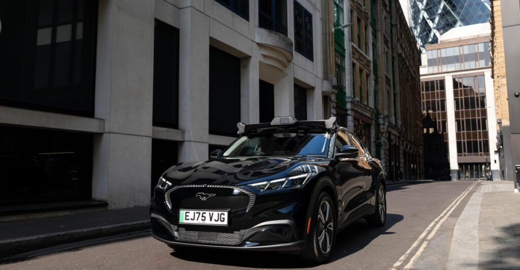 Uber diz a Londres para se preparar para robotáxis