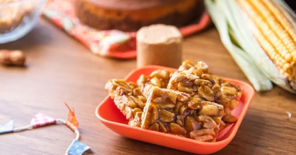 Pronto em meia hora! Receita de pé de moleque que derrete na boca para festa junina