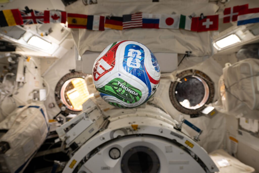 O futebol encontra a ciência espacial - NASA