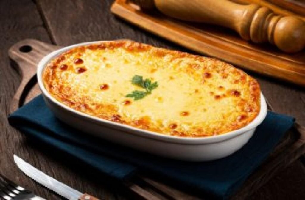 Frango desfiado nunca mais será sem graça com esta receita