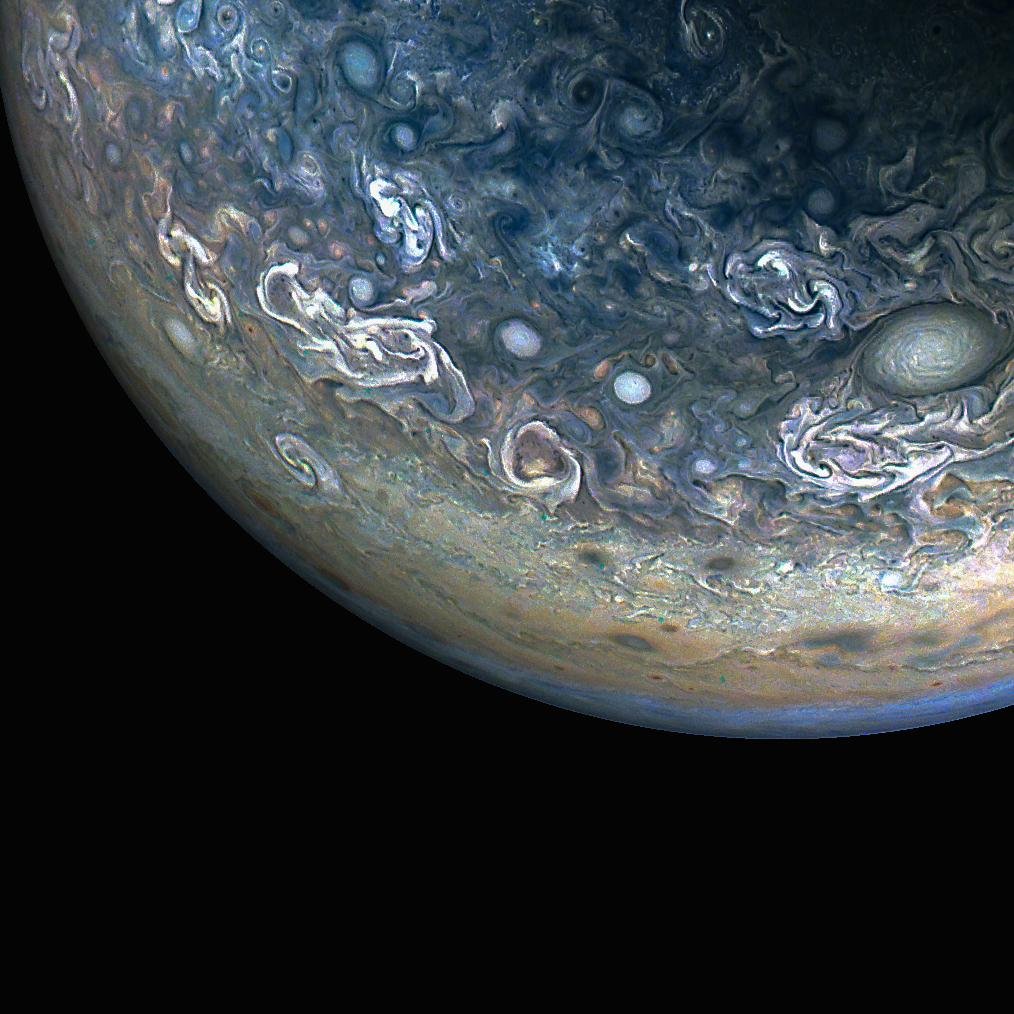 Júpiter colorido e caótico - NASA