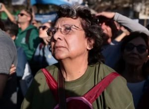 Por que ter trabalho na Argentina não é seguro contra pobreza