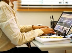 Entenda como funcionam as principais escalas de trabalho no Brasil