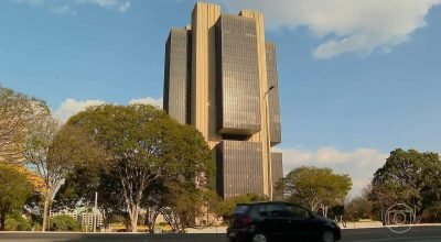 PIX movimenta R$ 35,4 trilhões em 2025, com quase 80 bilhões de transações, e bate recorde