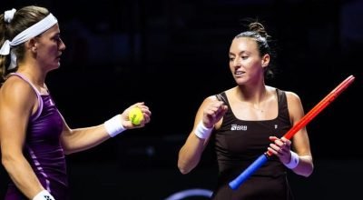 Stefani e Babos perdem na decisão e ficam com o vice no WTA Finals