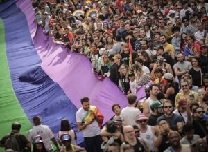 Parada LGBT+ perde patrocínio e busca emenda parlamentar - 04/06/2026 - Economia