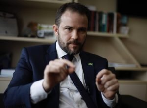 Governo quer acabar com declaração do Imposto de Renda - 02/04/2026 - Economia