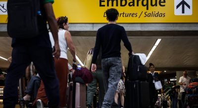 Turismo: recorde na alta temporada de verão, prevê CNC - 15/01/2026 - Economia