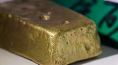 'Febre do ouro' é sintoma de uma economia doente, afirma economista; valor bateu recorde em janeiro