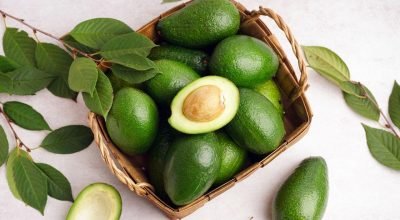 Comprou abacate duro? Truques para amadurecer mais rápido