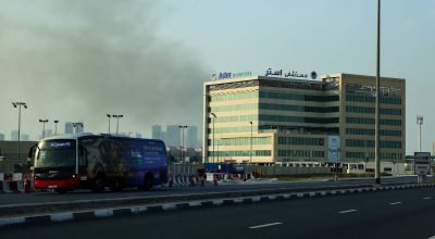 Empresas do golfo Pérsico sofrem com ataques do Irã - 01/03/2026 - Economia