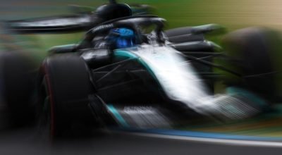 Russell pole na Austrália, Bortoleto 10º, Verstappen bate