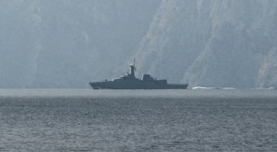 Irã considera cobrar taxas de navios no Estreito de Hormuz, diz parlamentar