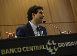 Banco Central não diz o que vai fazer dos juros altos - 17/06/2026 - Vinicius Torres Freire